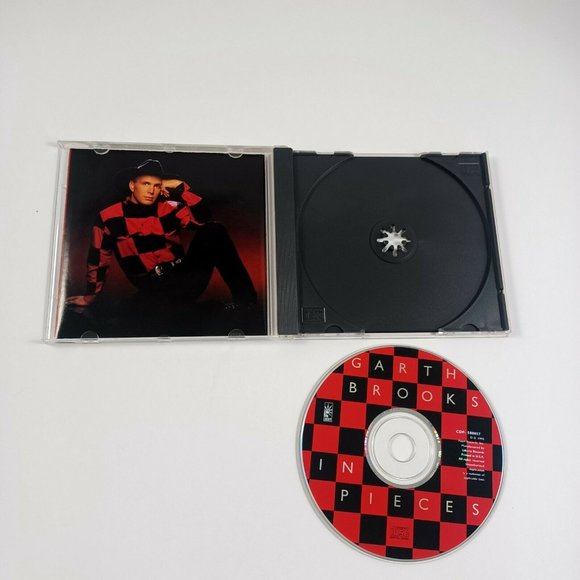 Garth Brooks In Pieces CD -Country *MINIMAL WEAR - Picture 4 of 12